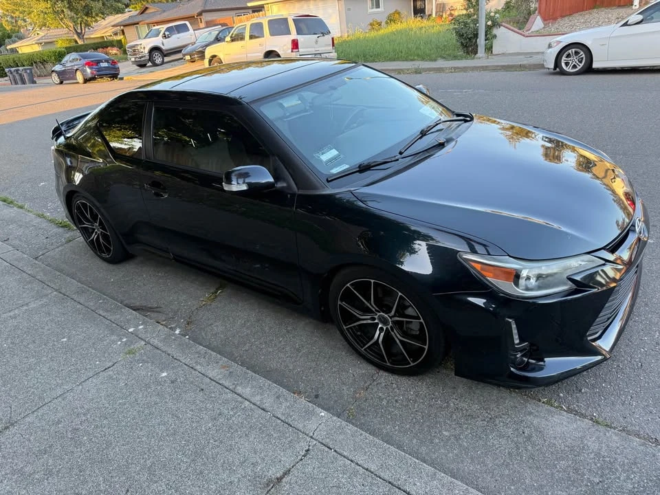2015 Scion tC - Image 2 of 12