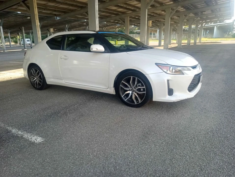 2015 Scion tC - Image 3 of 7