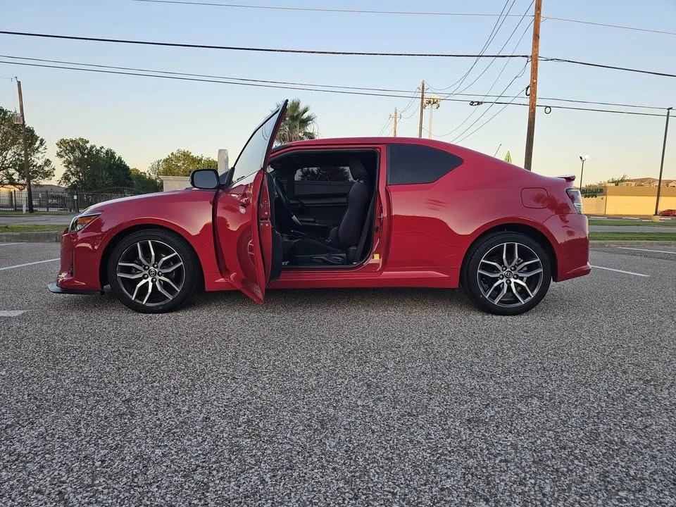 2015 Scion tC - Image 5 of 18