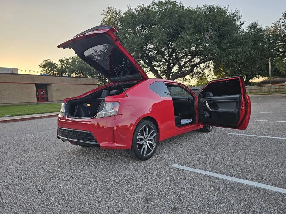 2015 Scion tC - Image 9 of 20