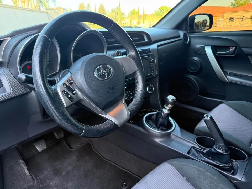 2015 Scion tC - Image 9 of 9