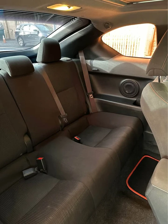 2015 Scion tC - Image 5 of 10