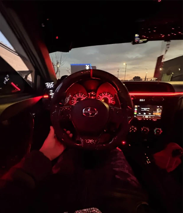 2015 Scion tC - Image 5 of 7
