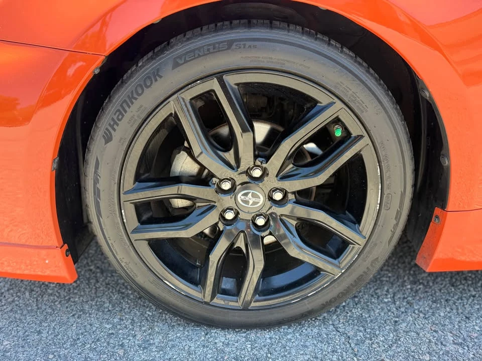 2015 Scion tC - Image 10 of 18
