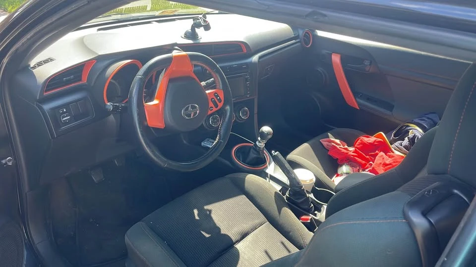 2015 Scion tC - Image 5 of 5