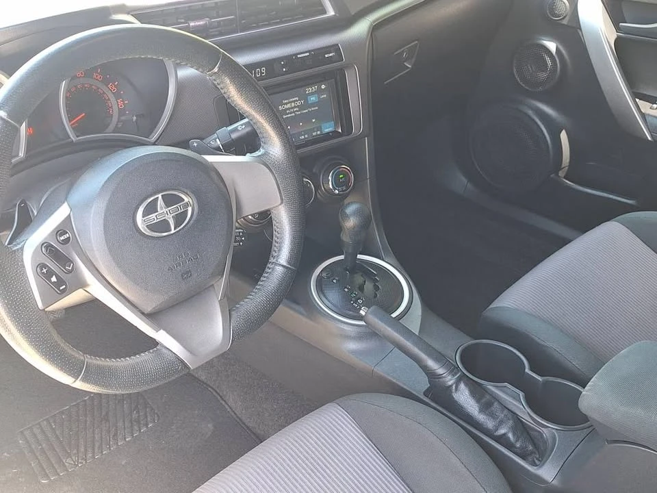 2015 Scion tC - Image 5 of 10