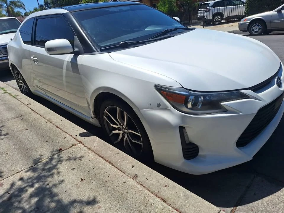 2015 Scion tC - Image 3 of 10