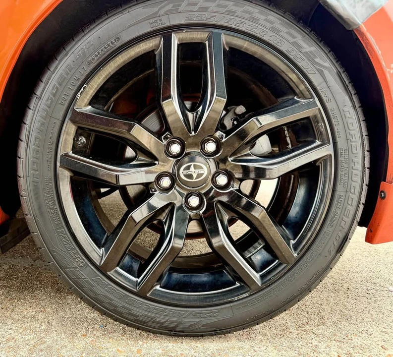 2015 Scion tC - Image 18 of 19