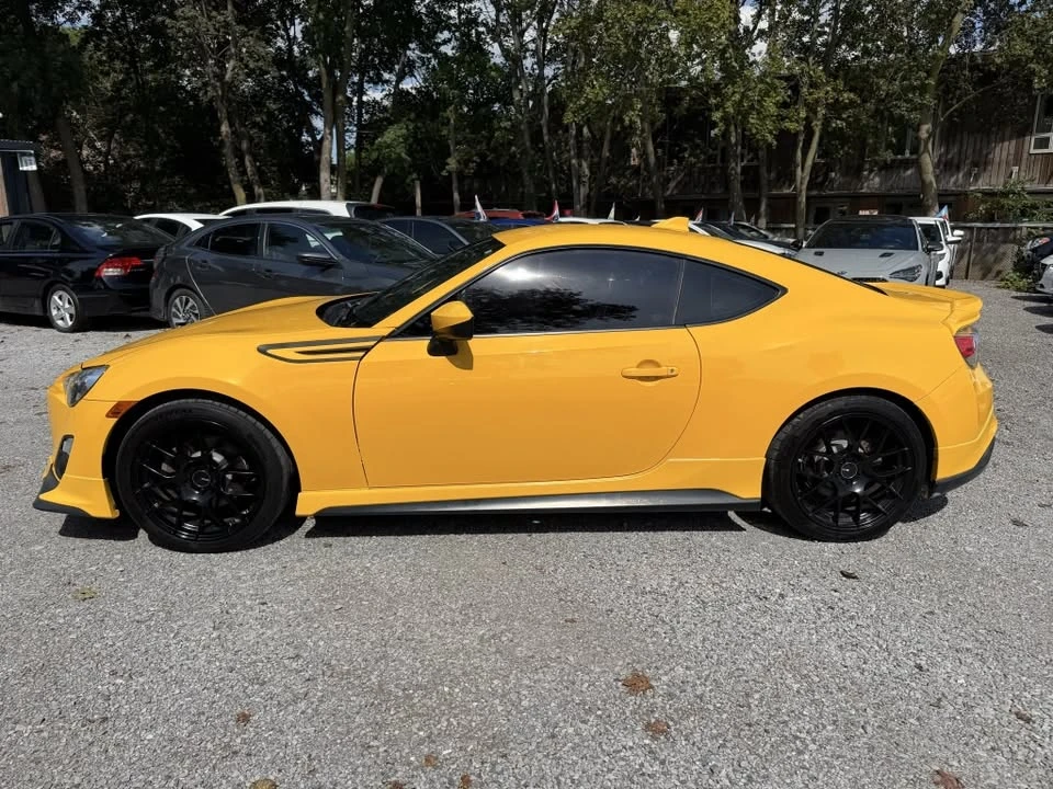 2015 Scion FR-S - Image 2 of 15