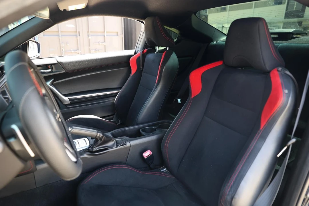2015 Scion FR-S - Image 6 of 31