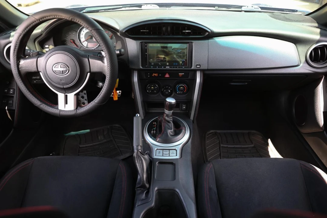 2015 Scion FR-S - Image 21 of 31