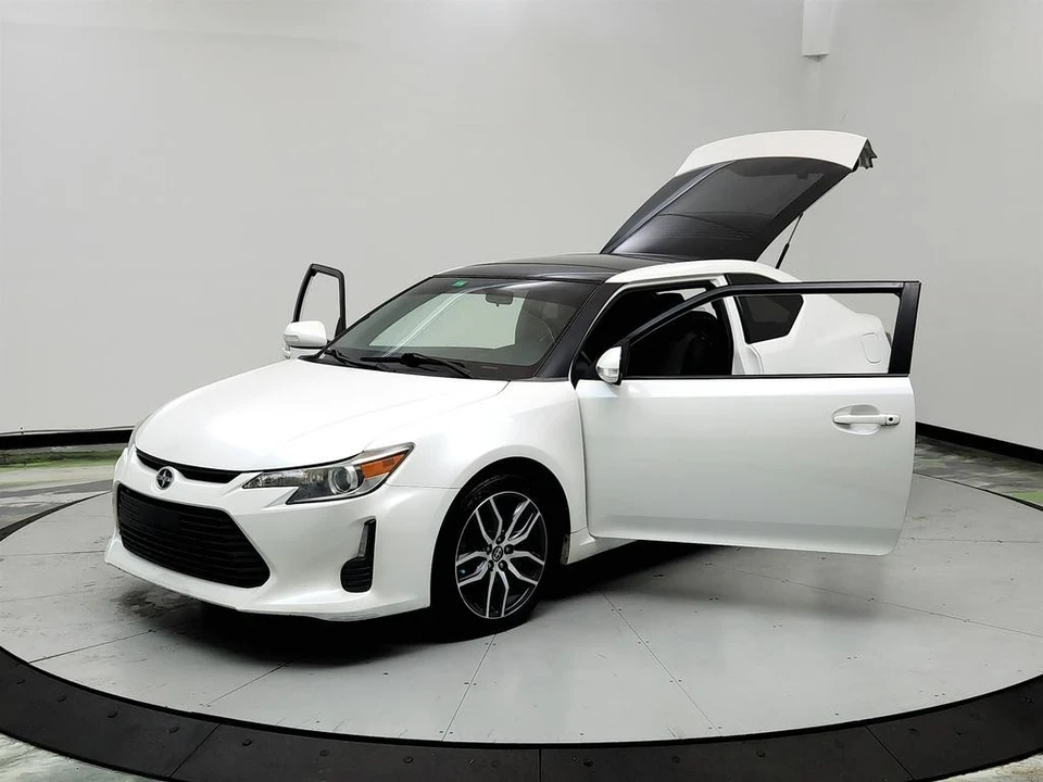 2015 Scion tC - Image 9 of 21