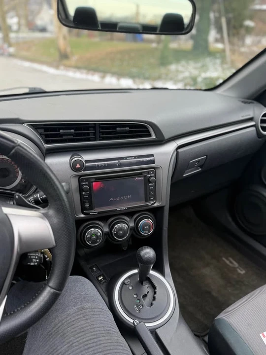 2015 Scion tC - Image 9 of 13