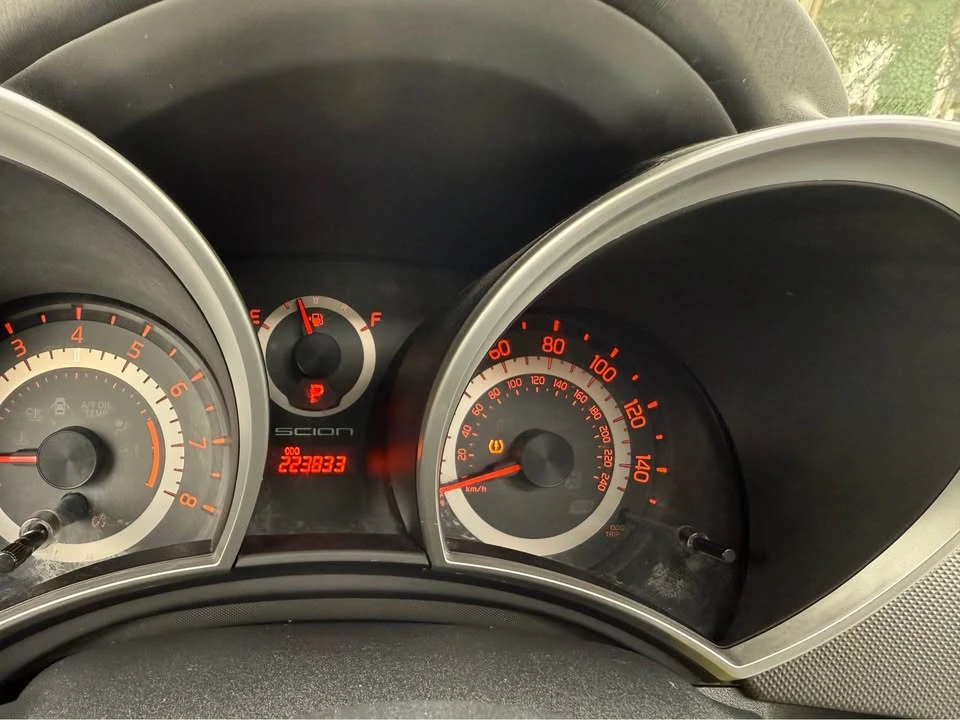 2015 Scion tC - Image 10 of 13