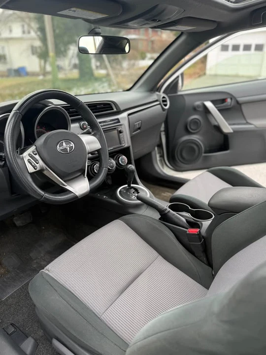 2015 Scion tC - Image 3 of 13