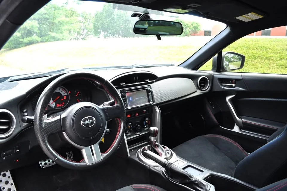 2015 Scion FR-S - Image 7 of 17