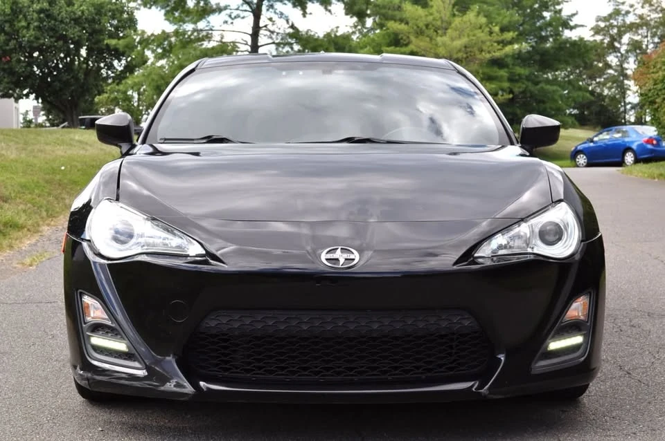2015 Scion FR-S - Image 2 of 17