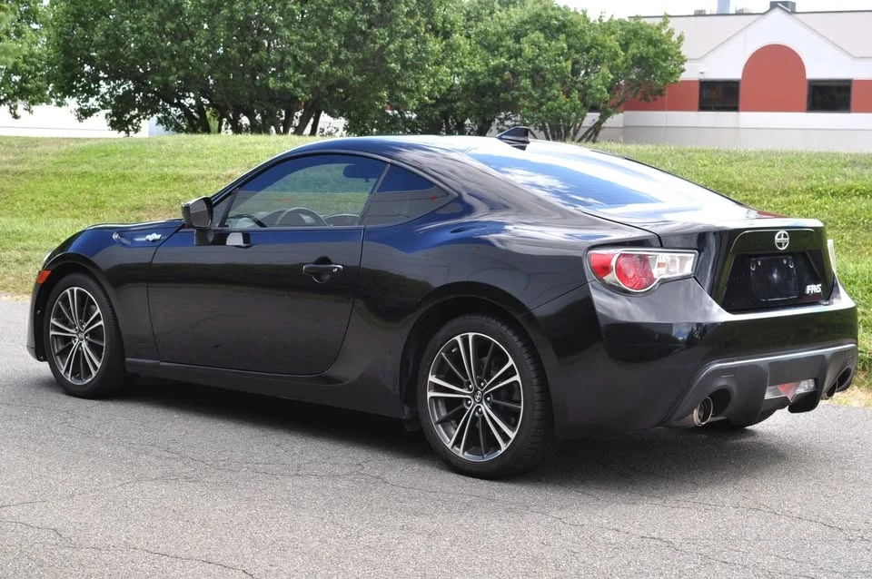2015 Scion FR-S - Image 5 of 17