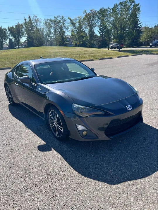 2015 Scion FR-S - Image 2 of 12