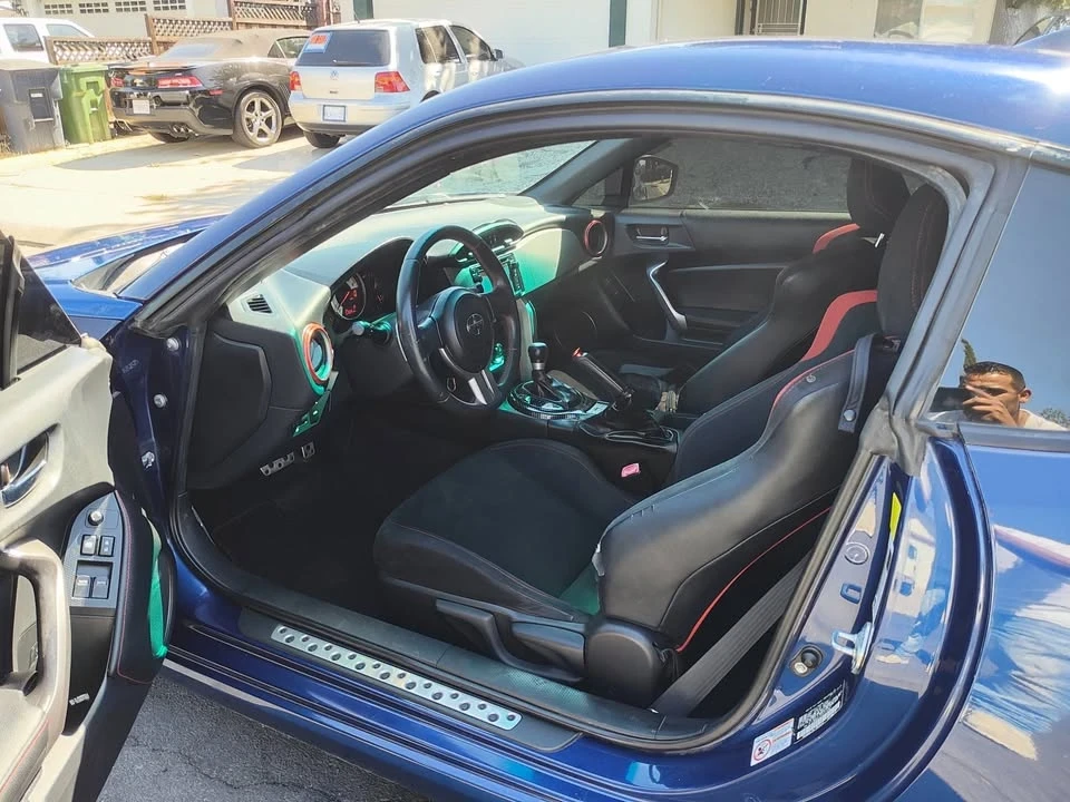2015 Scion FR-S - Image 2 of 14