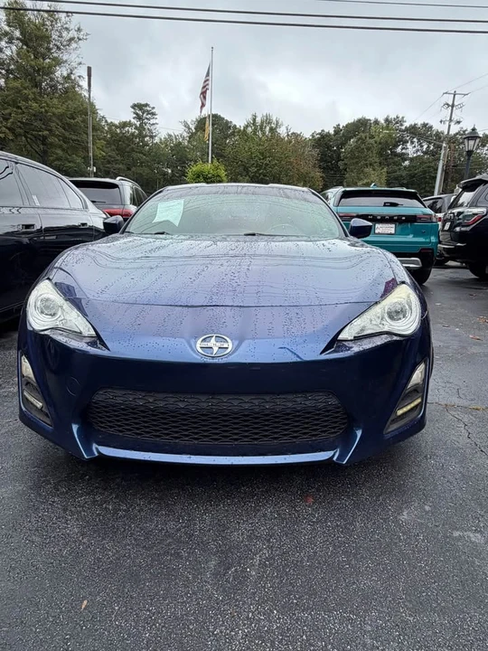 2015 Scion FR-S - Image 2 of 15