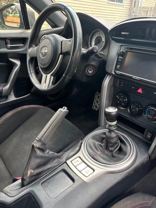 2015 Scion FR-S - Image 6 of 8