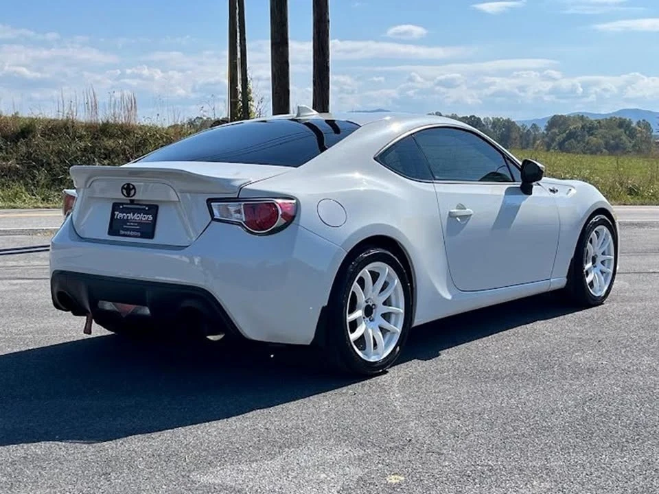 2015 Scion FR-S - Image 13 of 20