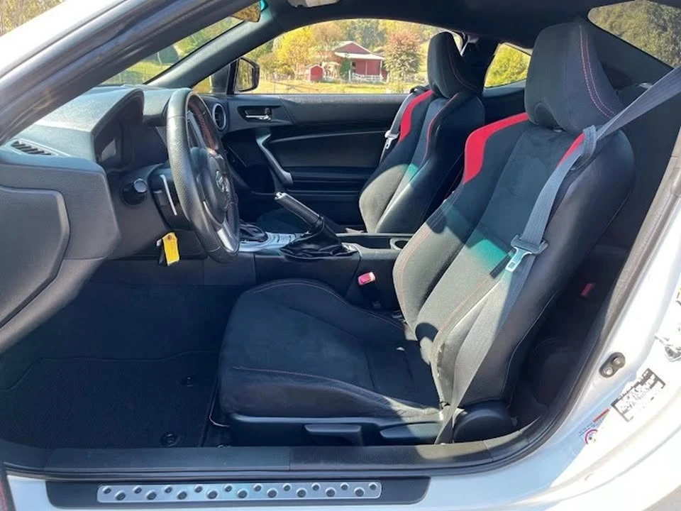 2015 Scion FR-S - Image 5 of 20