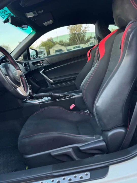 2015 Scion FR-S - Image 12 of 17