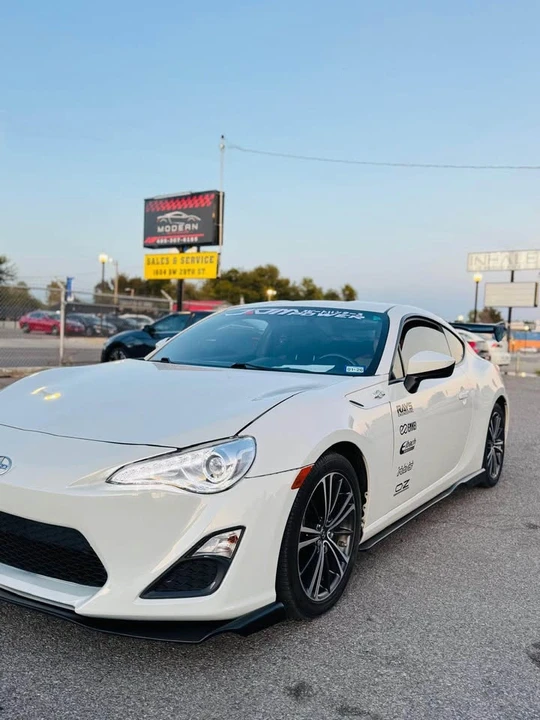 2015 Scion FR-S - Image 9 of 19