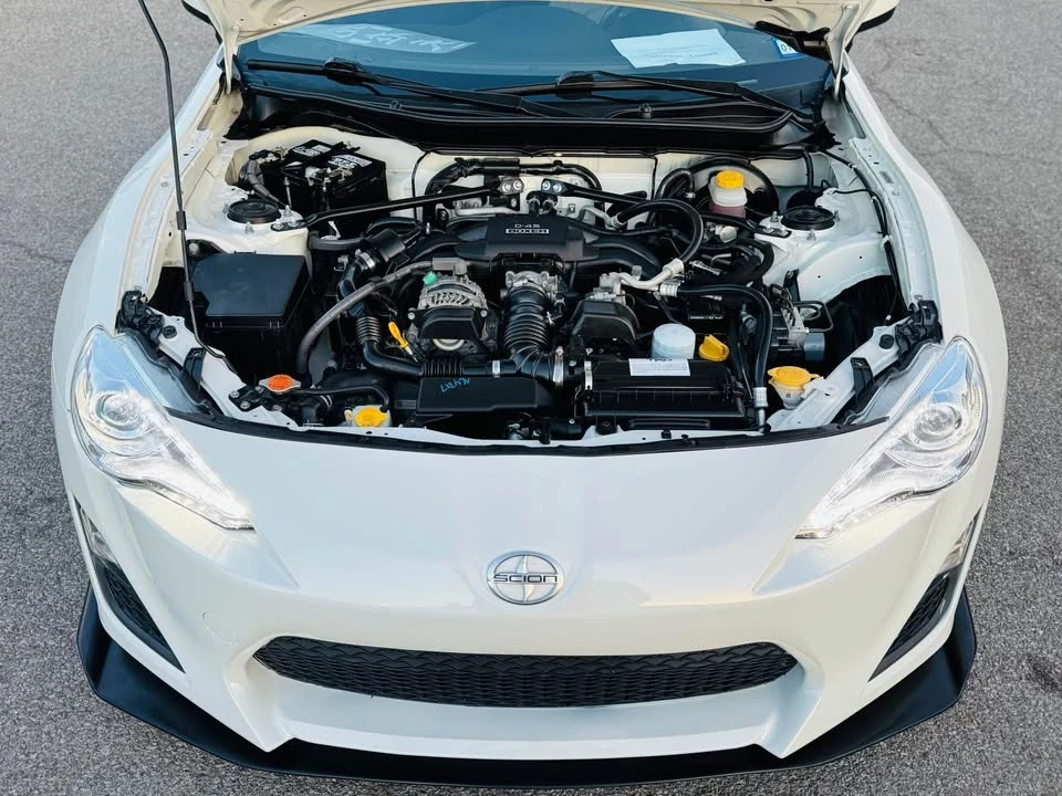 2015 Scion FR-S - Image 16 of 17