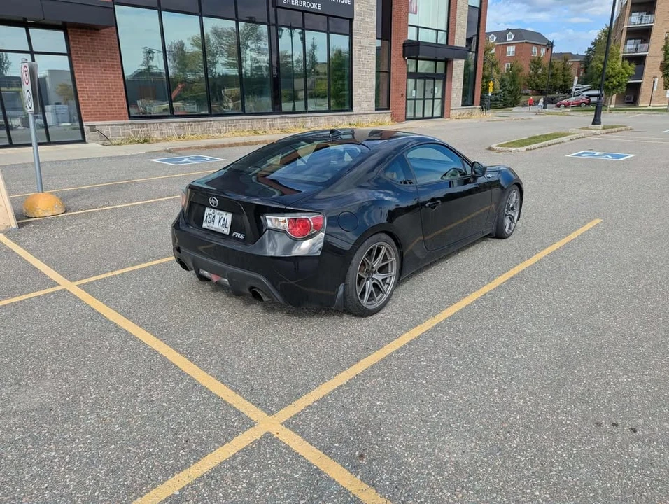 2015 Scion FR-S - Image 7 of 17