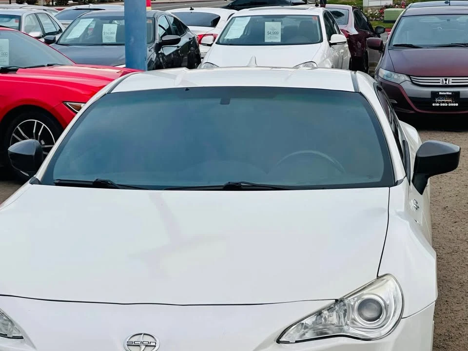 2015 Scion FR-S - Image 10 of 20