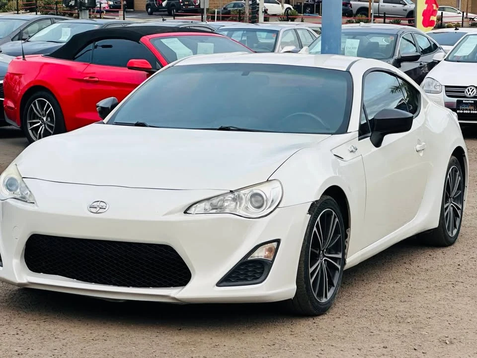 2015 Scion FR-S - Image 2 of 20