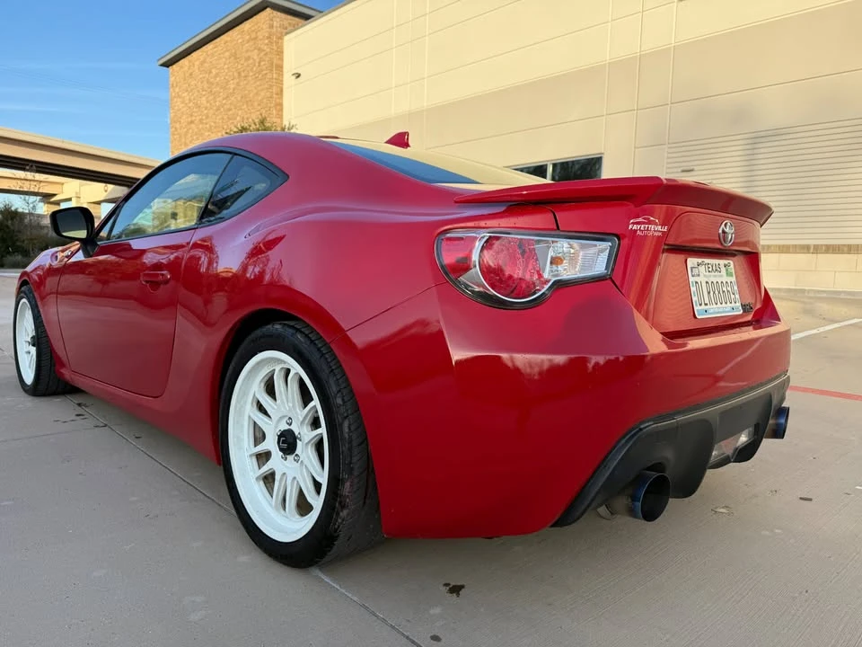 2015 Scion FR-S - Image 7 of 18