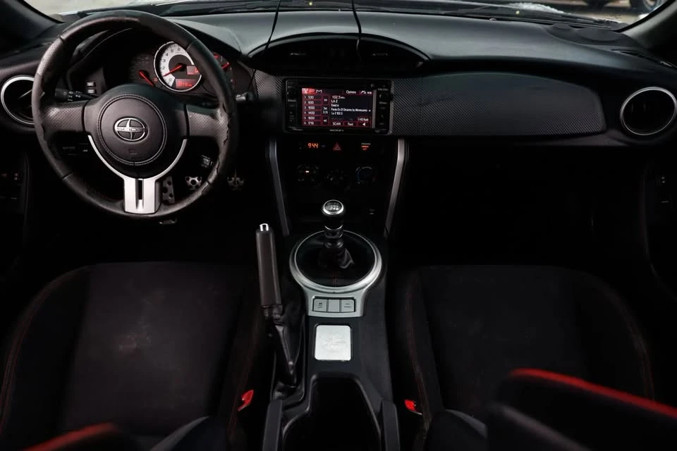 2015 Scion FR-S - Image 2 of 20