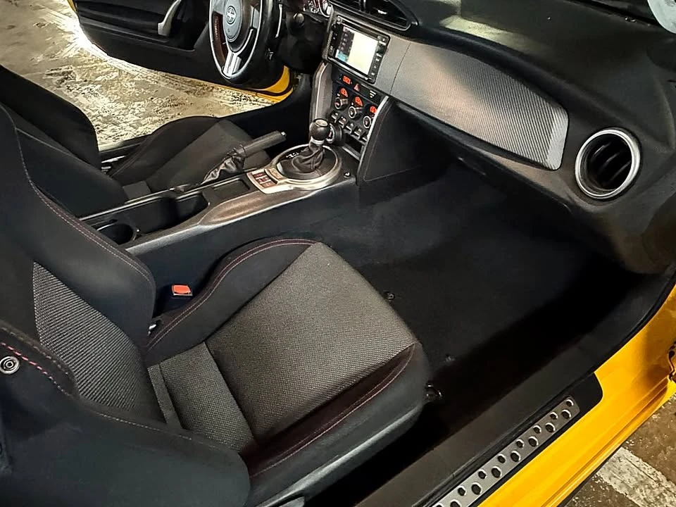 2015 Scion FR-S - Image 18 of 19