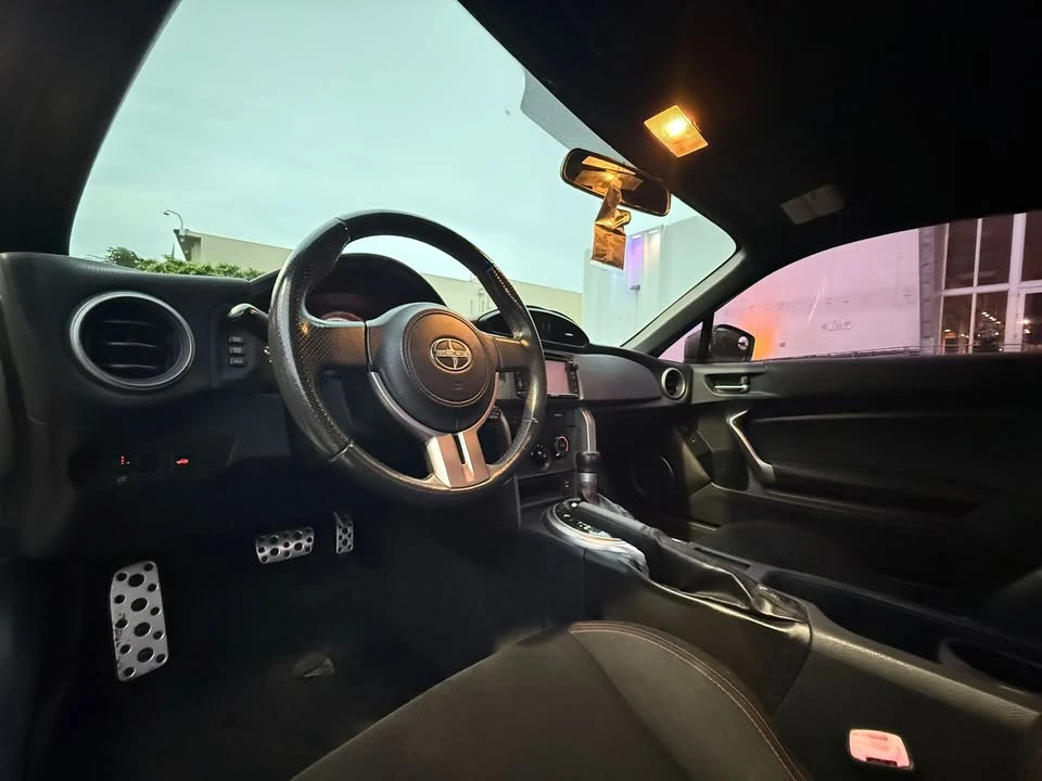 2015 Scion FR-S - Image 9 of 10