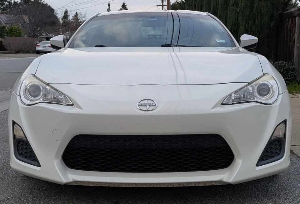 2015 Scion FR-S - Image 2 of 11