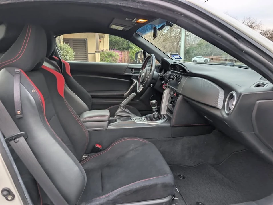 2015 Scion FR-S - Image 9 of 11