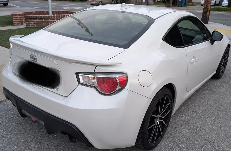 2015 Scion FR-S - Image 5 of 11