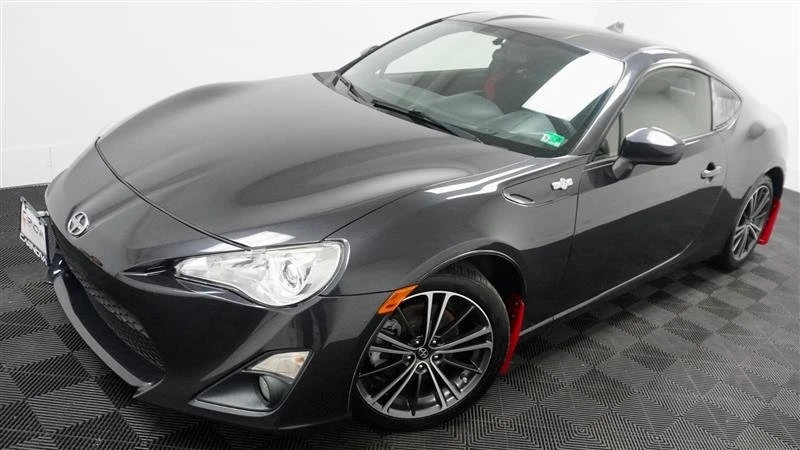 2015 Scion FR-S - Image 2 of 20