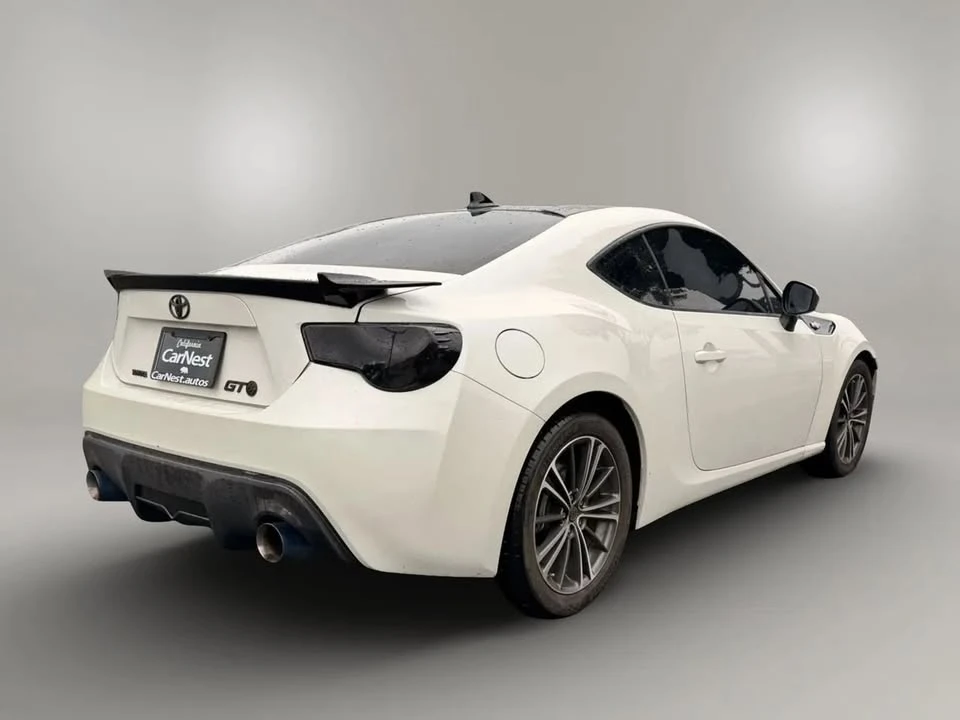 2015 Scion FR-S - Image 17 of 20