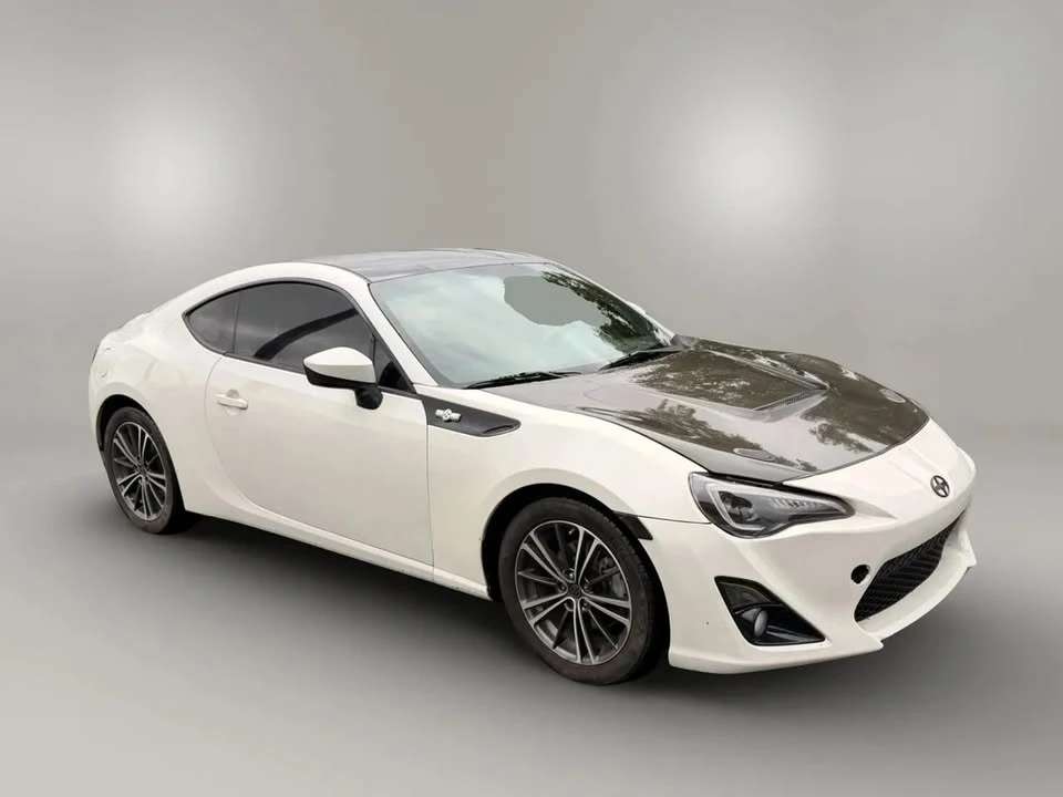2015 Scion FR-S - Image 2 of 20