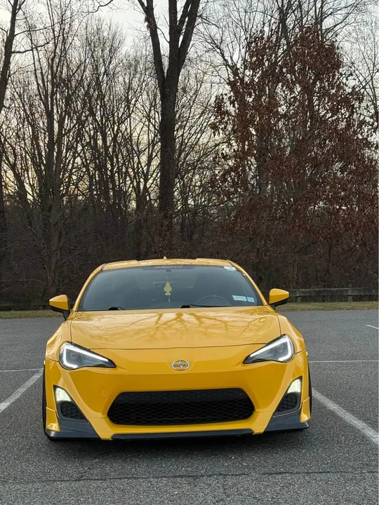 2015 Scion FR-S - Image 4 of 11