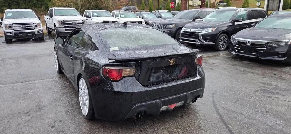 2015 Scion FR-S - Image 9 of 20