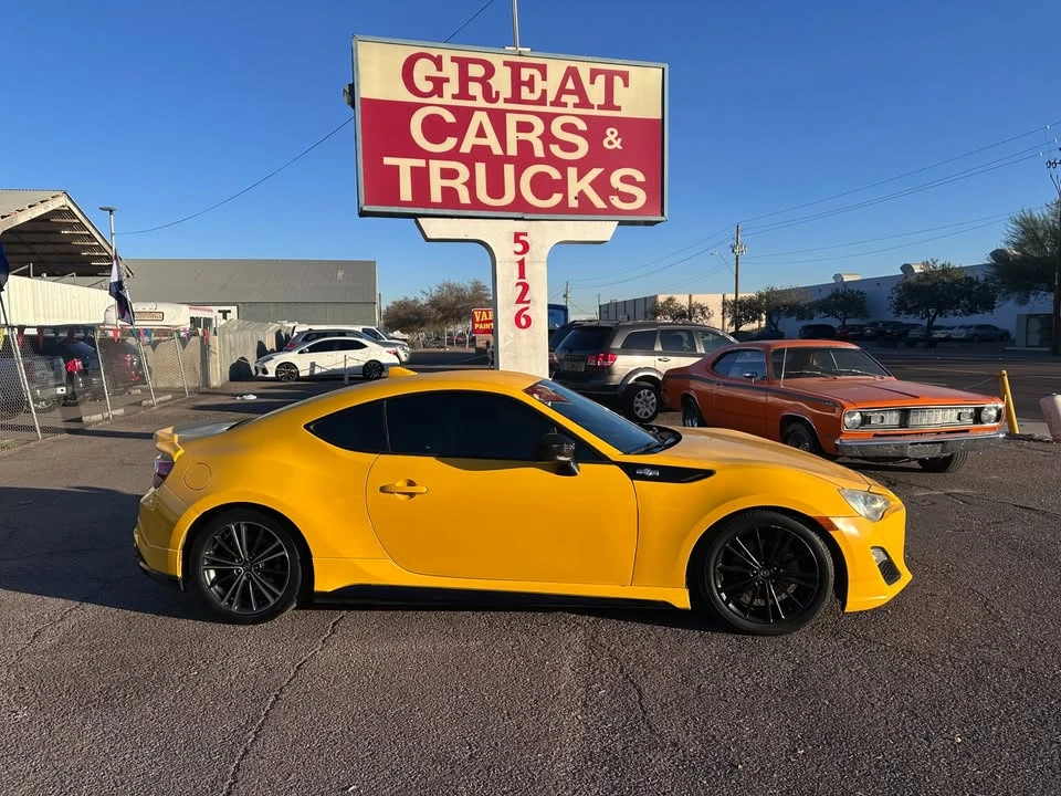 2015 Scion FR-S - Image 2 of 15