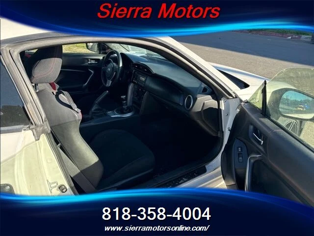 2015 Scion FR-S - Image 10 of 10