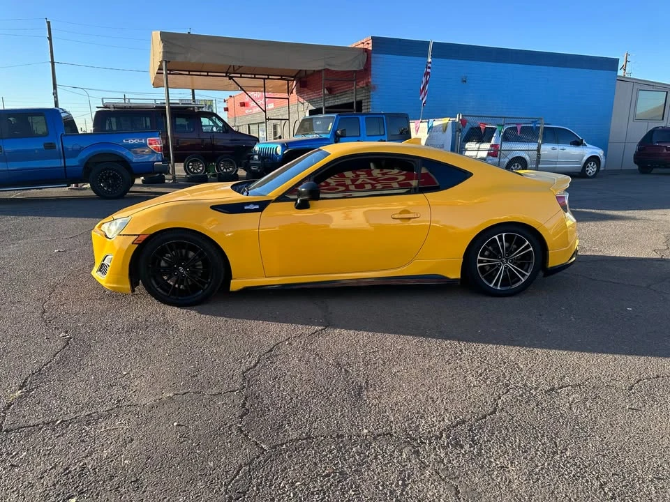 2015 Scion FR-S - Image 4 of 15