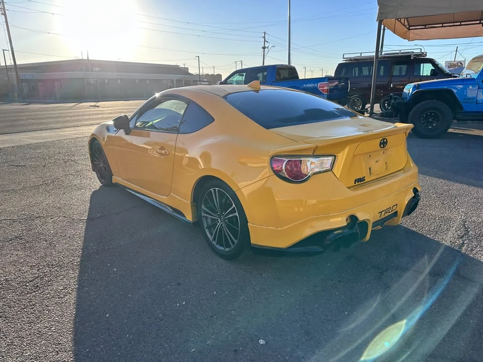 2015 Scion FR-S - Image 3 of 15